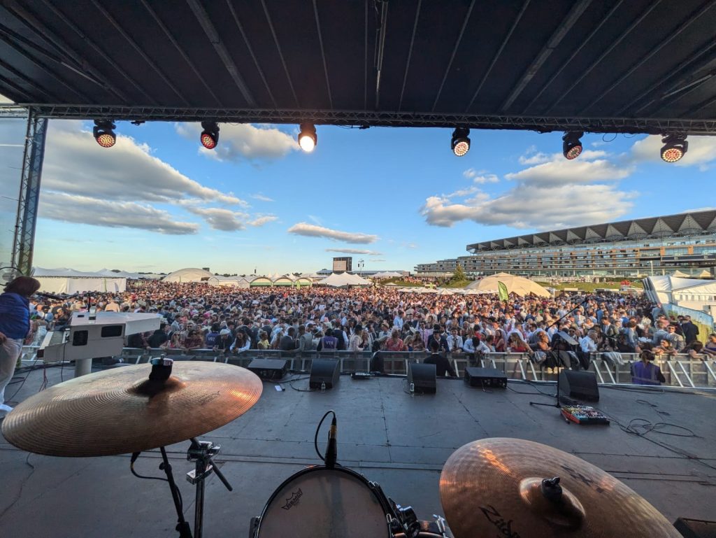 ABBA Tribute Show Masters Of The Scene Headlines At Royal Ascot